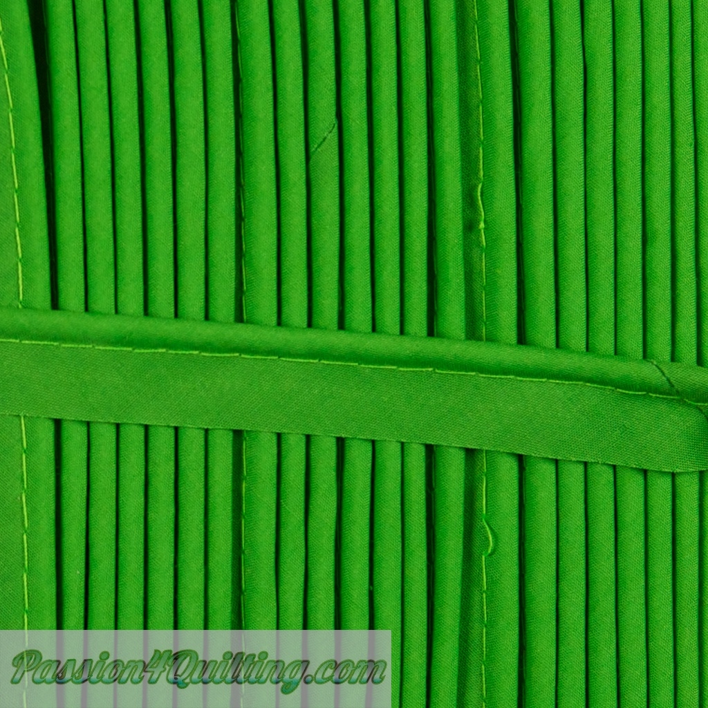 Piping Green per Metre